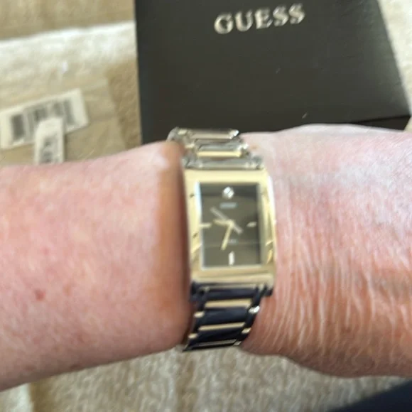 EUC Guess Women’s Black Dial Silver Bracelet Watch, with box - Picture 11 of 14